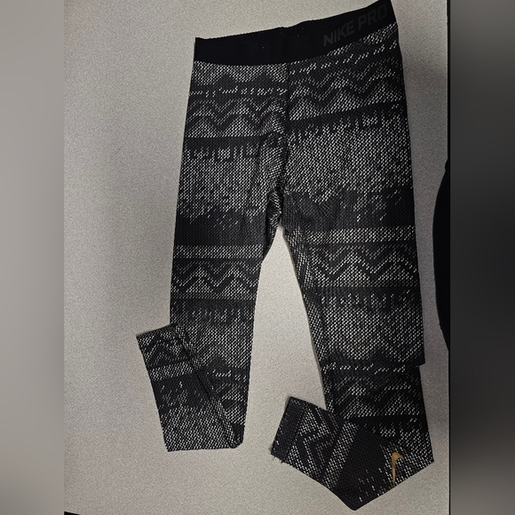 Nike Pro Dri-Fit Leggings - Picture 1 of 7